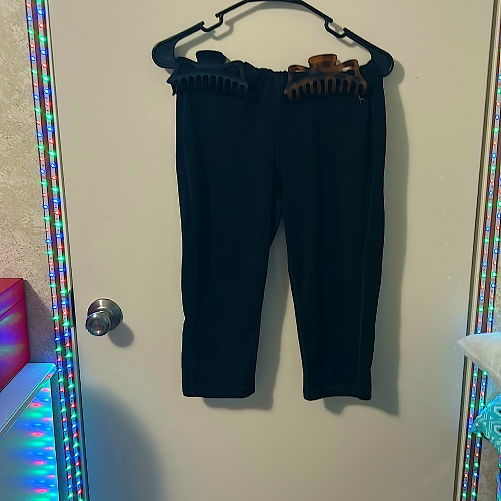 Danskin now medium black leggings